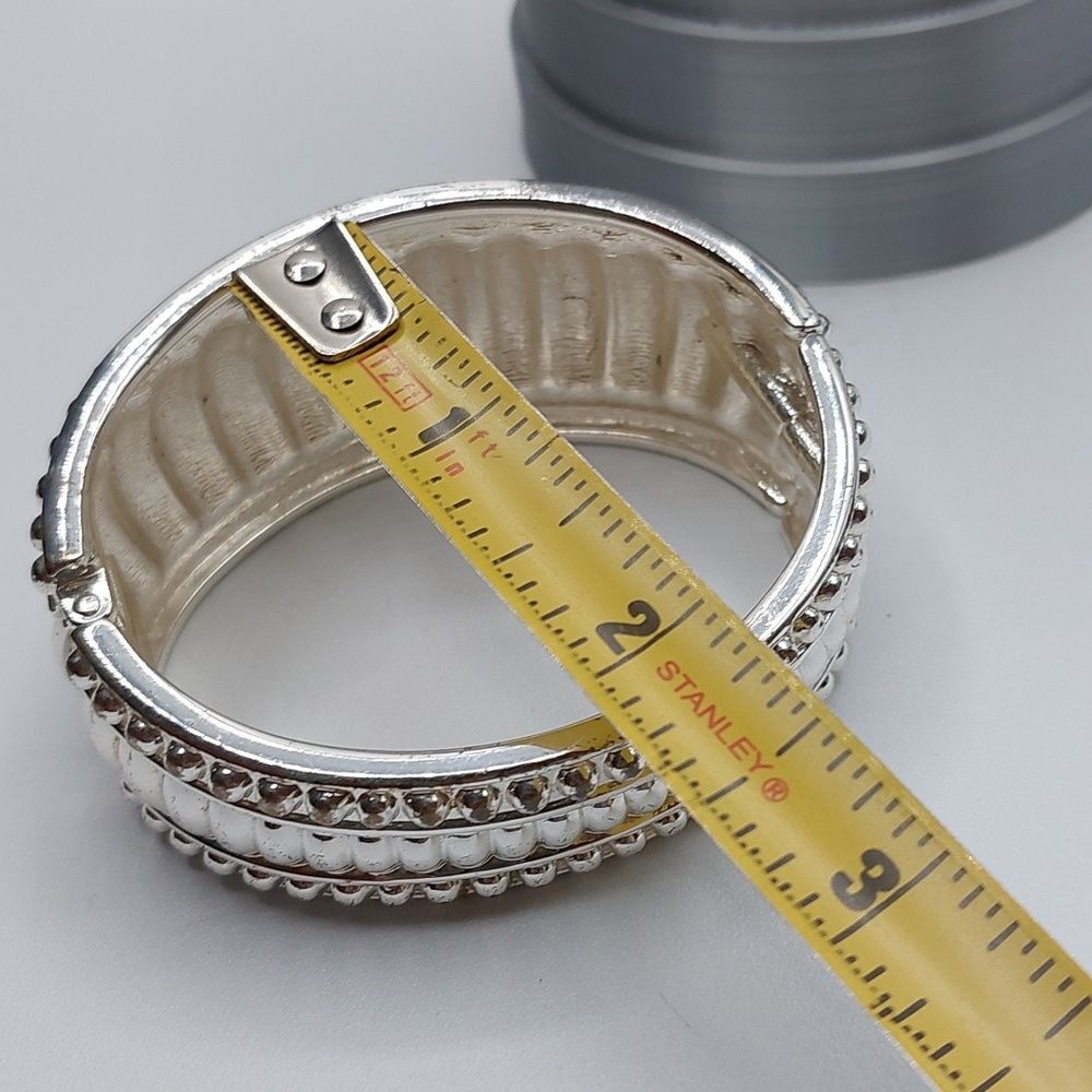 Retro Shiny Silver Tone Studded Look Hinged Cuff Bracelet - Picture 6 of 8
